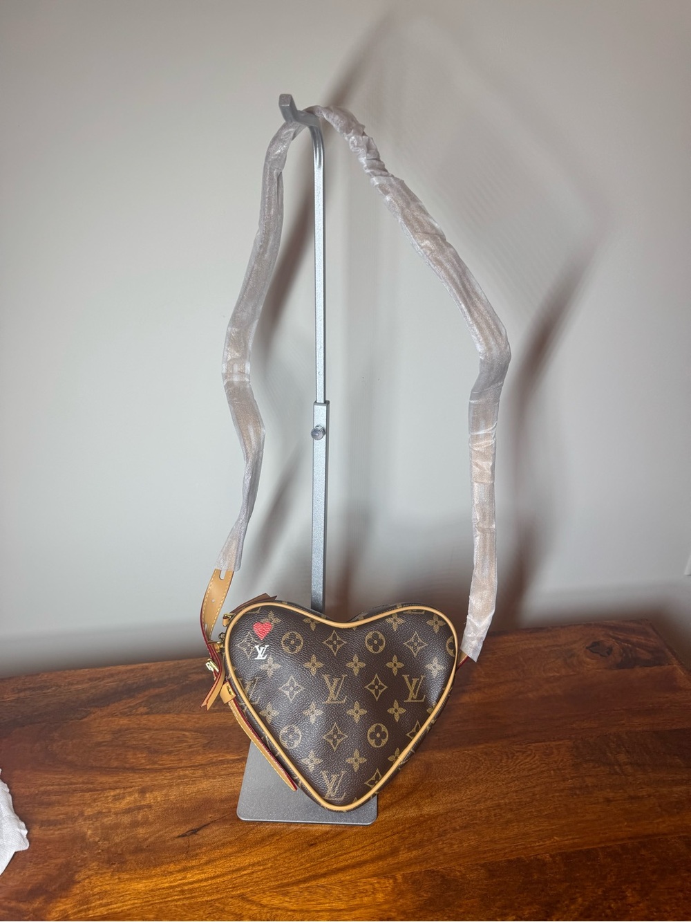 Heart-Shaped Bag. No Brand.